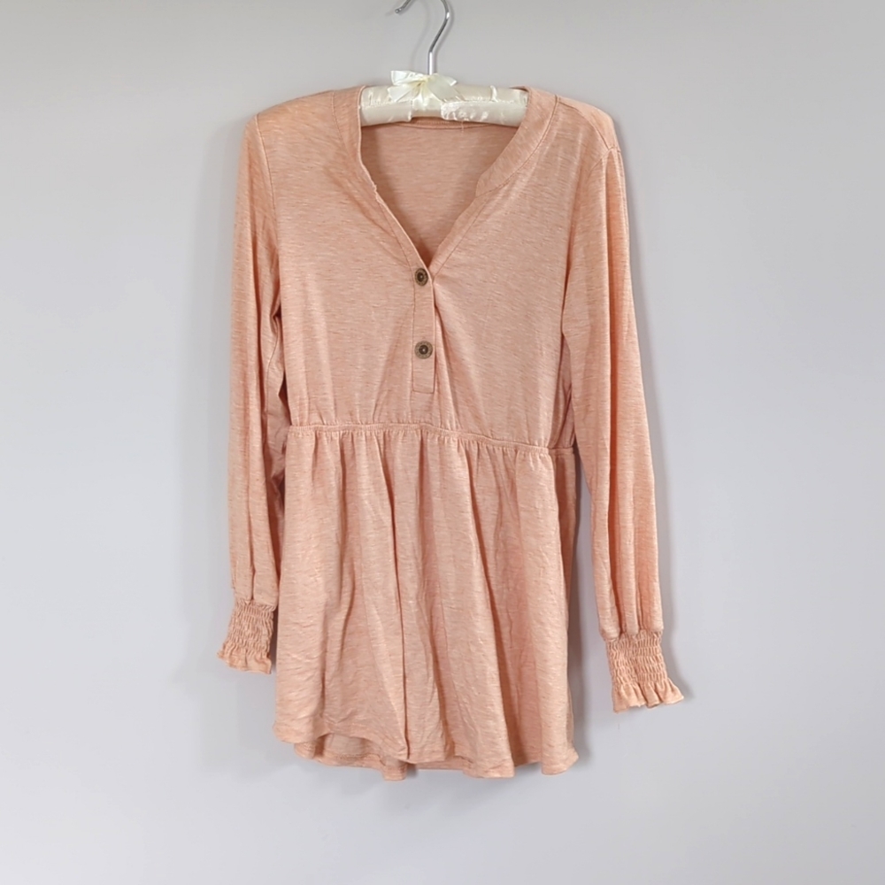 Long sleeve cinched waist top